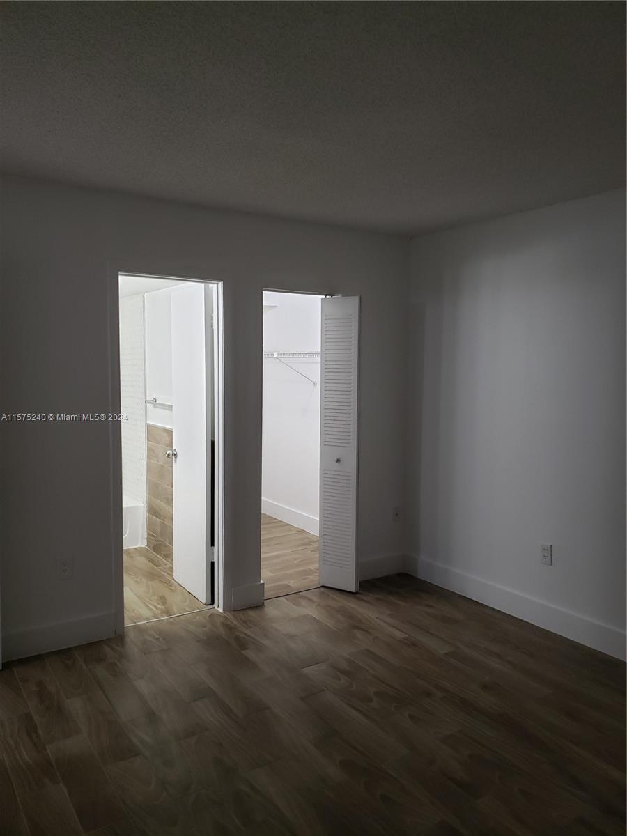 8075 NW 7th St # 115, Miami FL 33126 photo 4