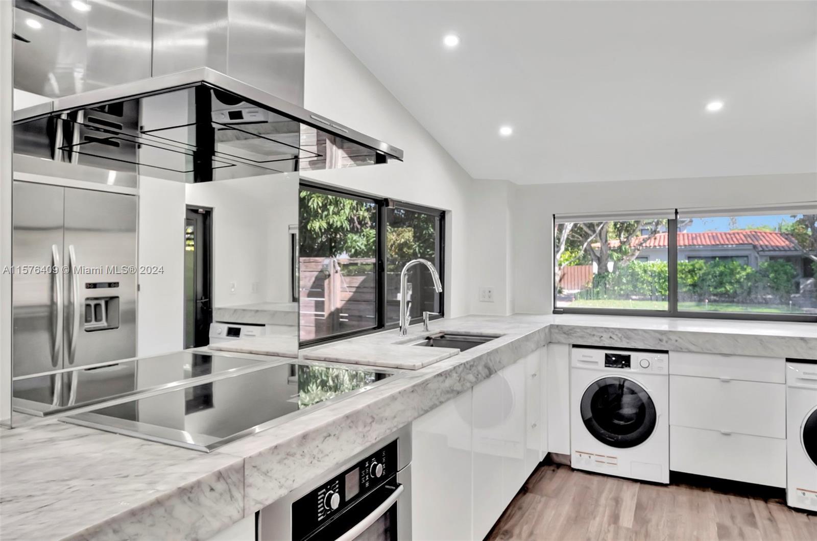 2198 NE 183rd St, North Miami Beach FL 33179 photo 5