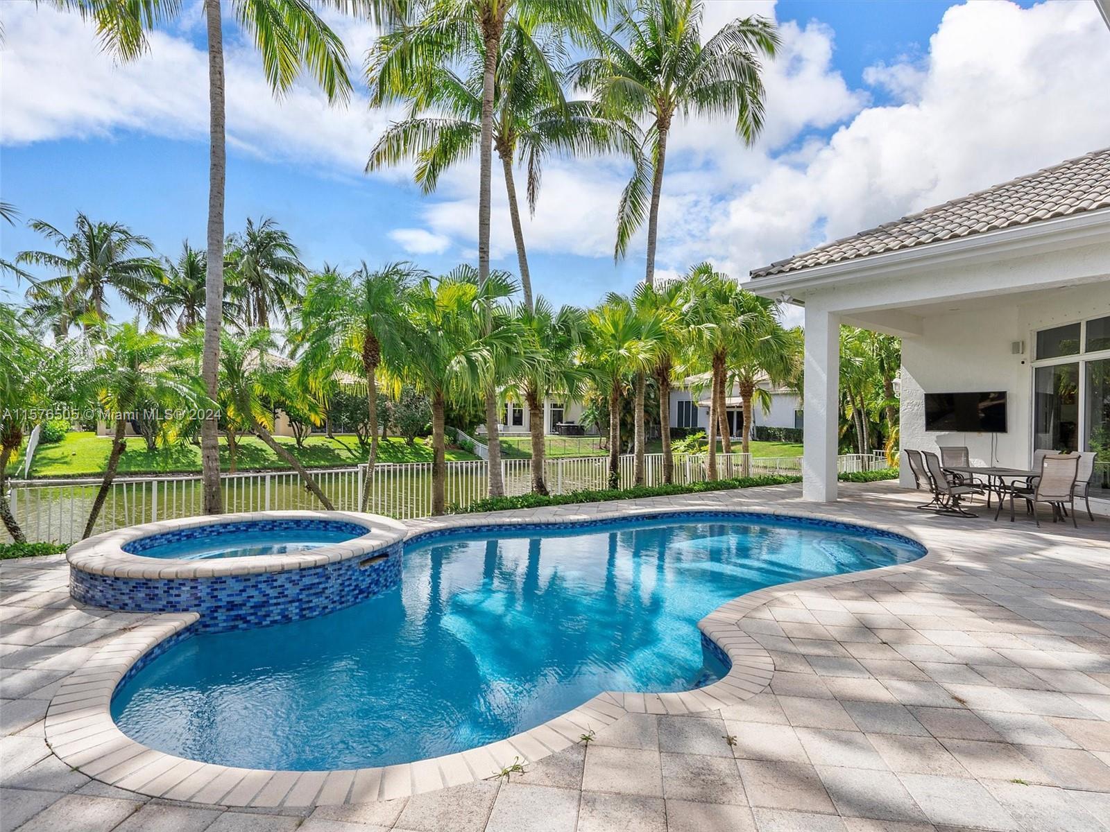 10952 Golden Eagle Ct, Plantation FL 33324 photo 3