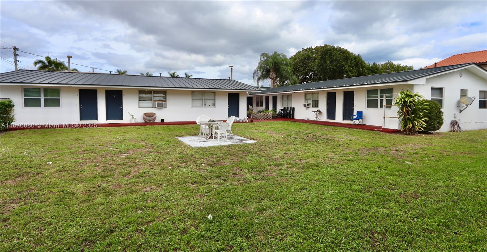 101 SE 4th Ave # 7, Hallandale Beach FL 33009 photo 4
