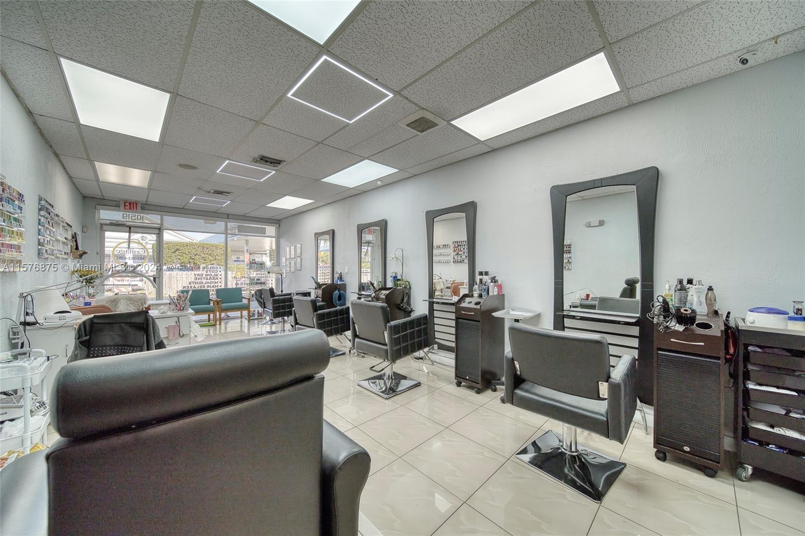 Beauty Salon/Barbershop For Sale on 107 and Bird Road, Miami FL 33165 photo 2