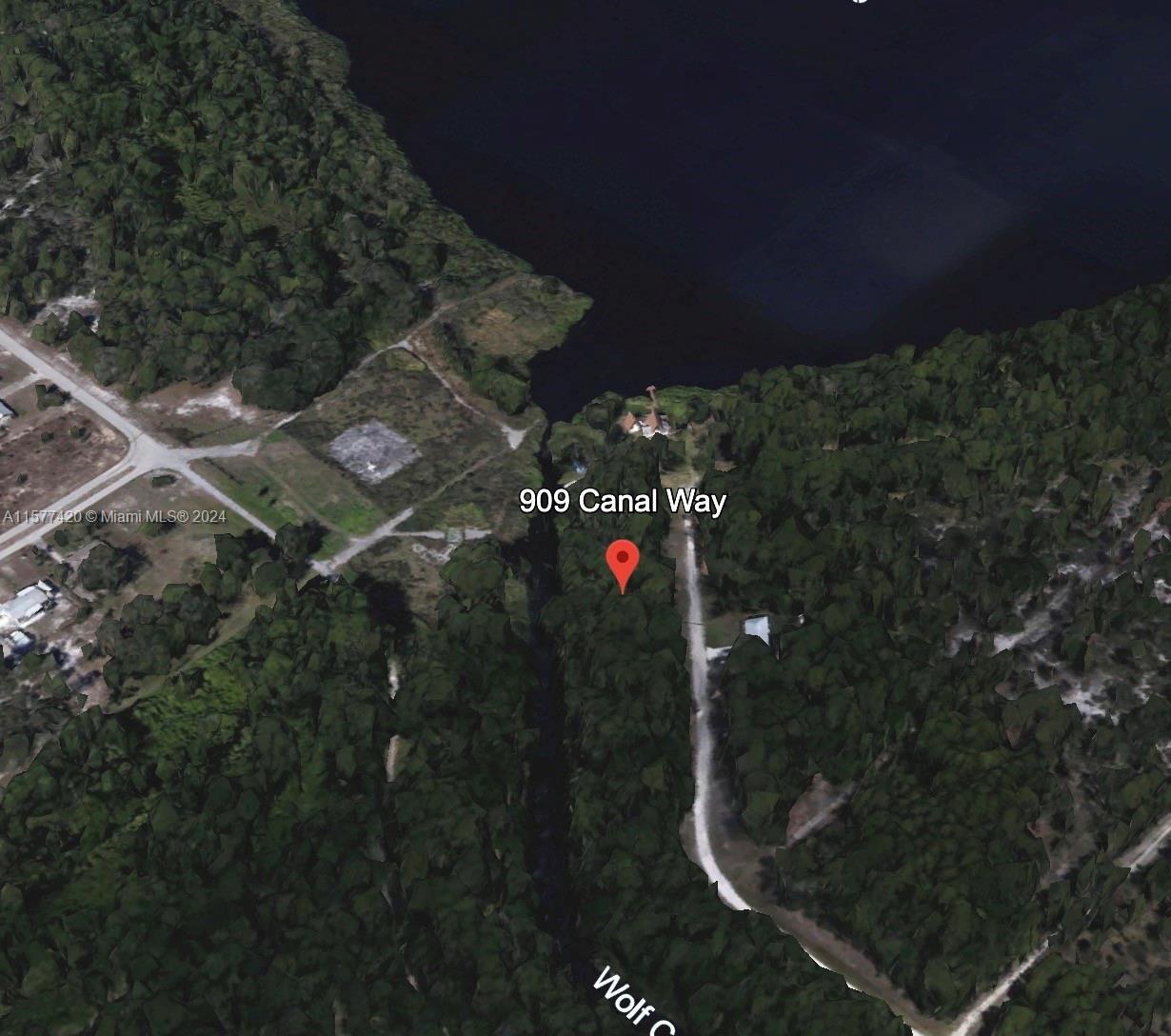 909 Canal Way, Sebring FL 33875