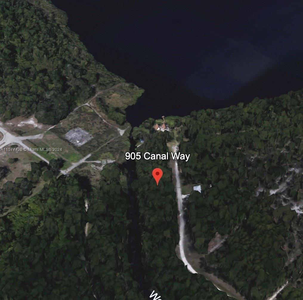 905 Canal Way, Sebring FL 33875