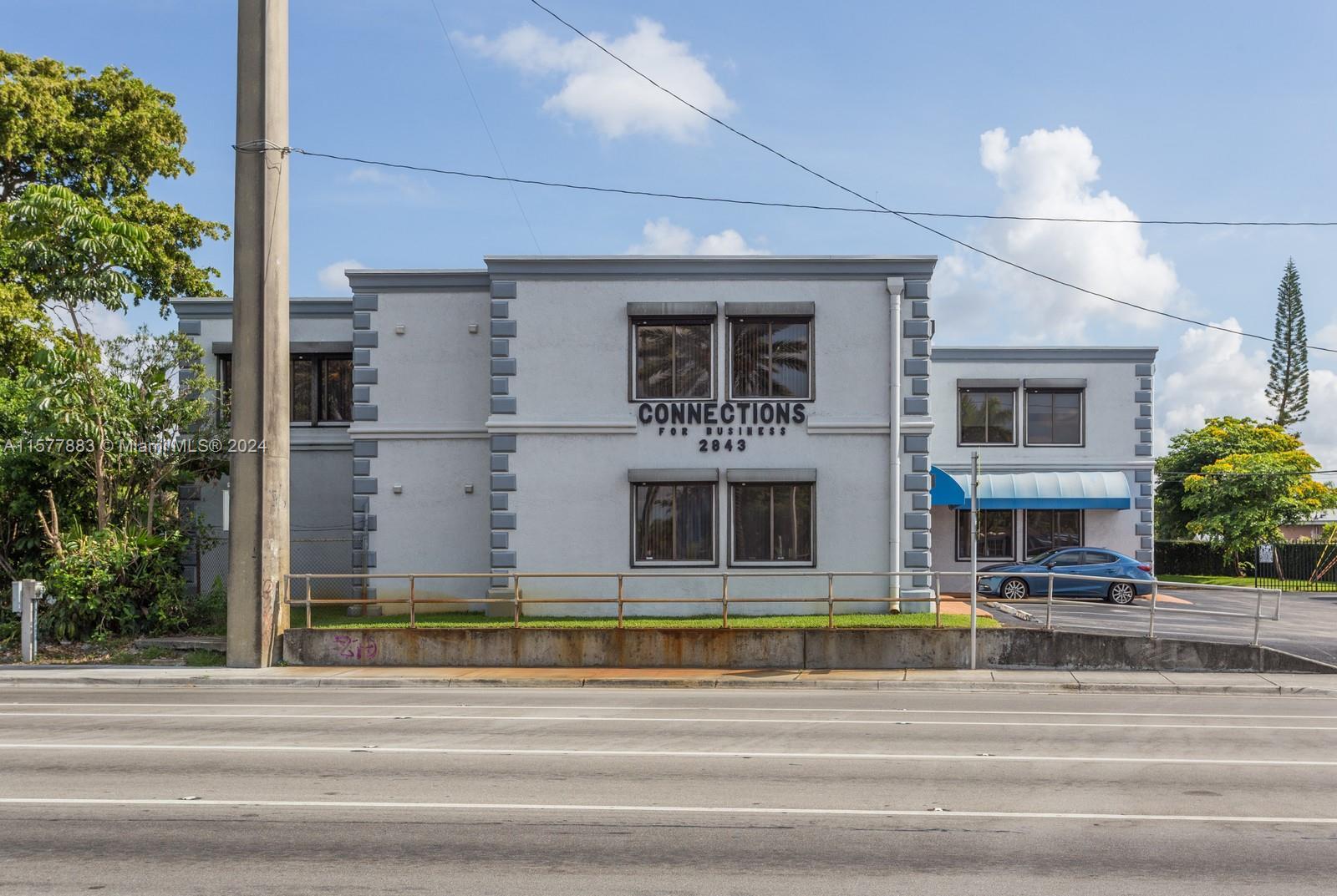 2843 Pembroke Rd, Hollywood FL 33020 photo 2