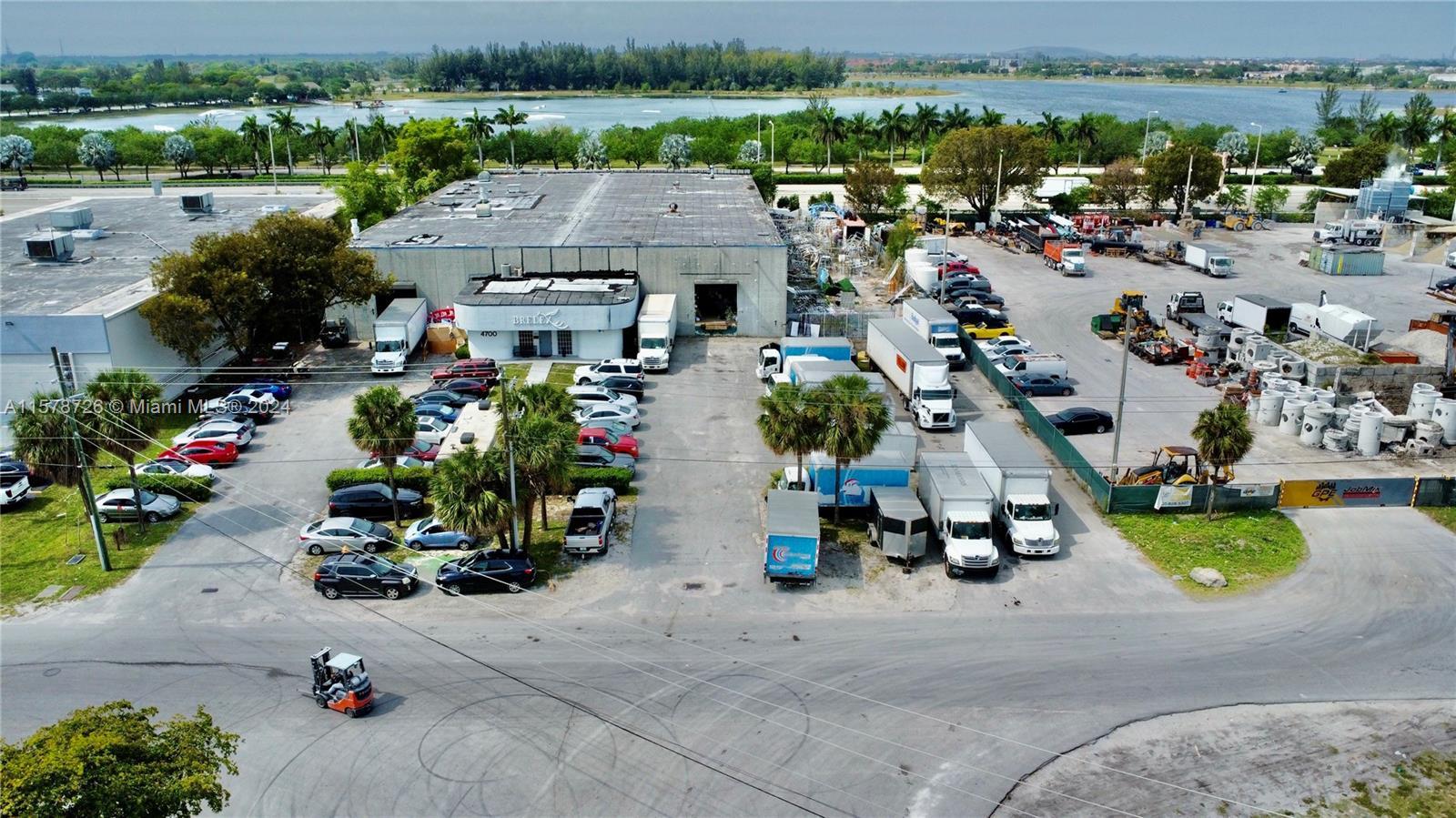 4700 NW 128th St, Opa-Locka FL 33054 photo 3