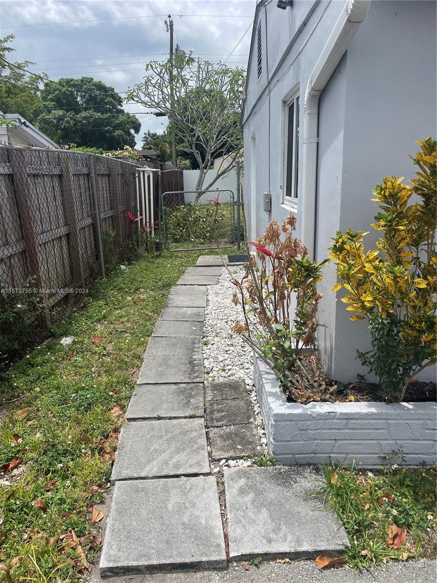 4620 N Peters Rd # 1, Fort Lauderdale FL 33317 photo 2