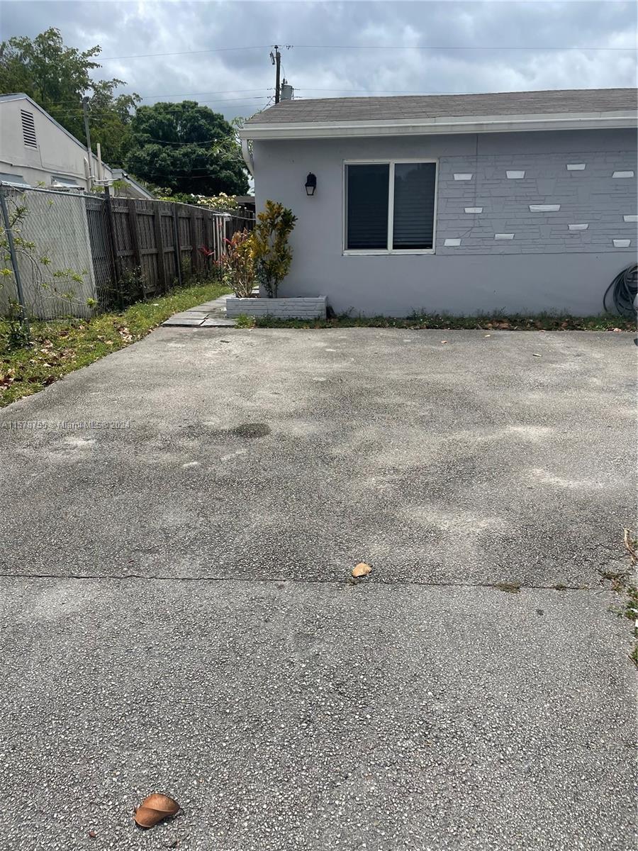 4620 N Peters Rd # 1, Fort Lauderdale FL 33317