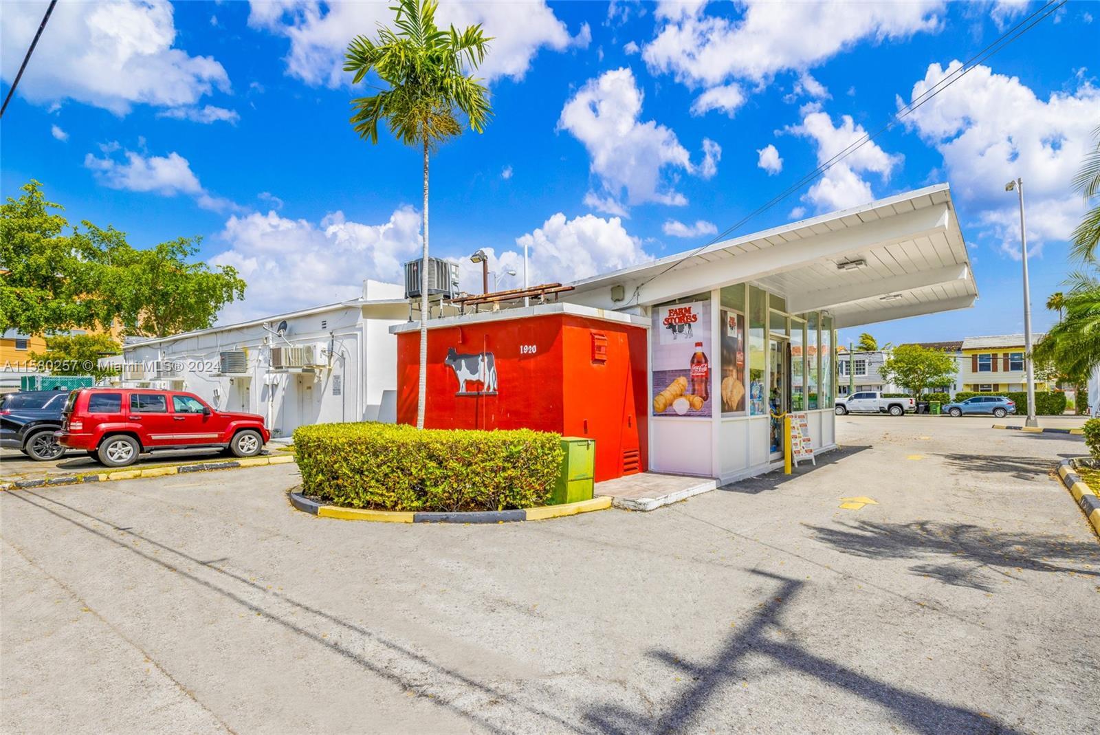1920 NE 123rd St, North Miami FL 33181