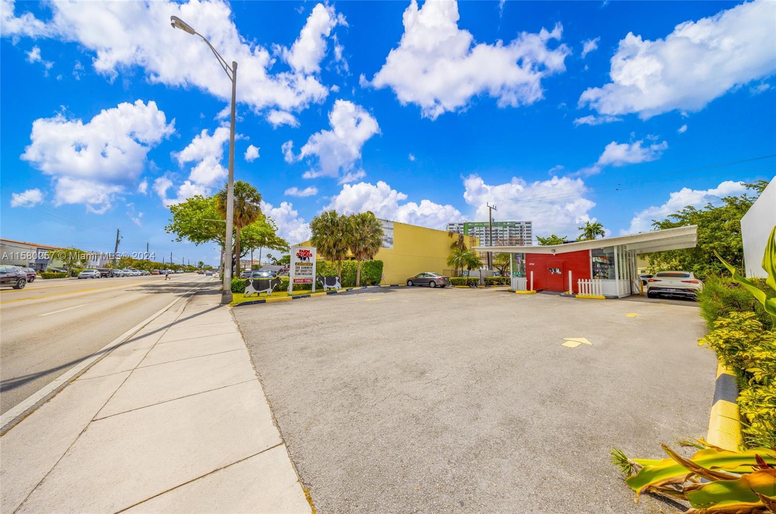 1920 NE 123rd St, North Miami FL 33181 photo 5