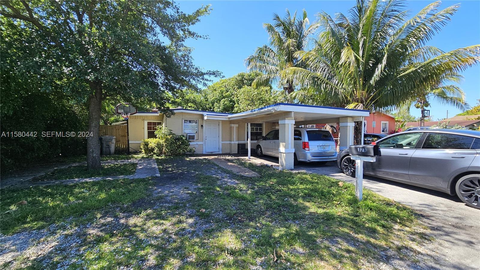 2114 NW 5th St, Pompano Beach FL 33069