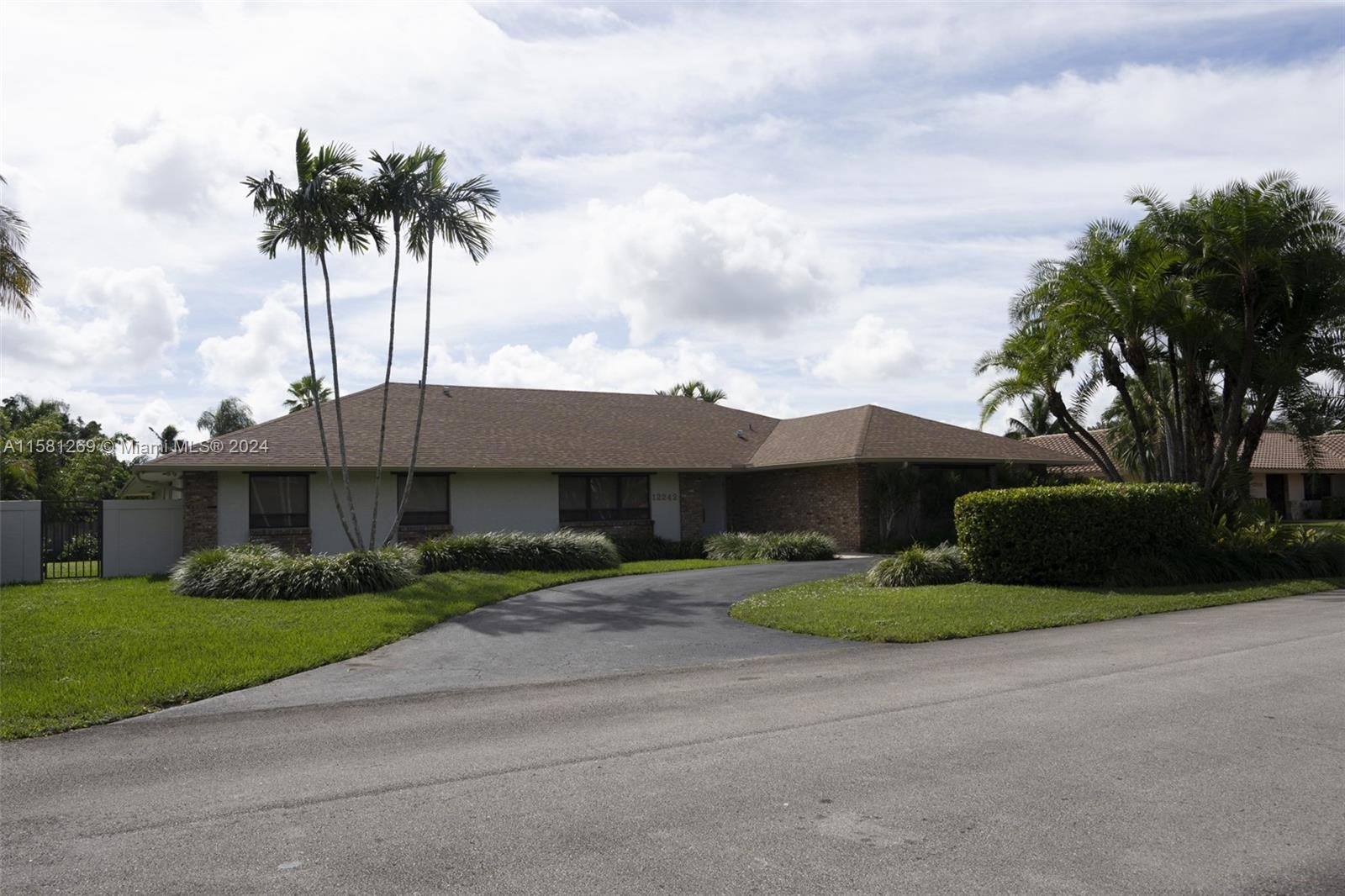 12242 SW 102nd Ter, Miami FL 33186