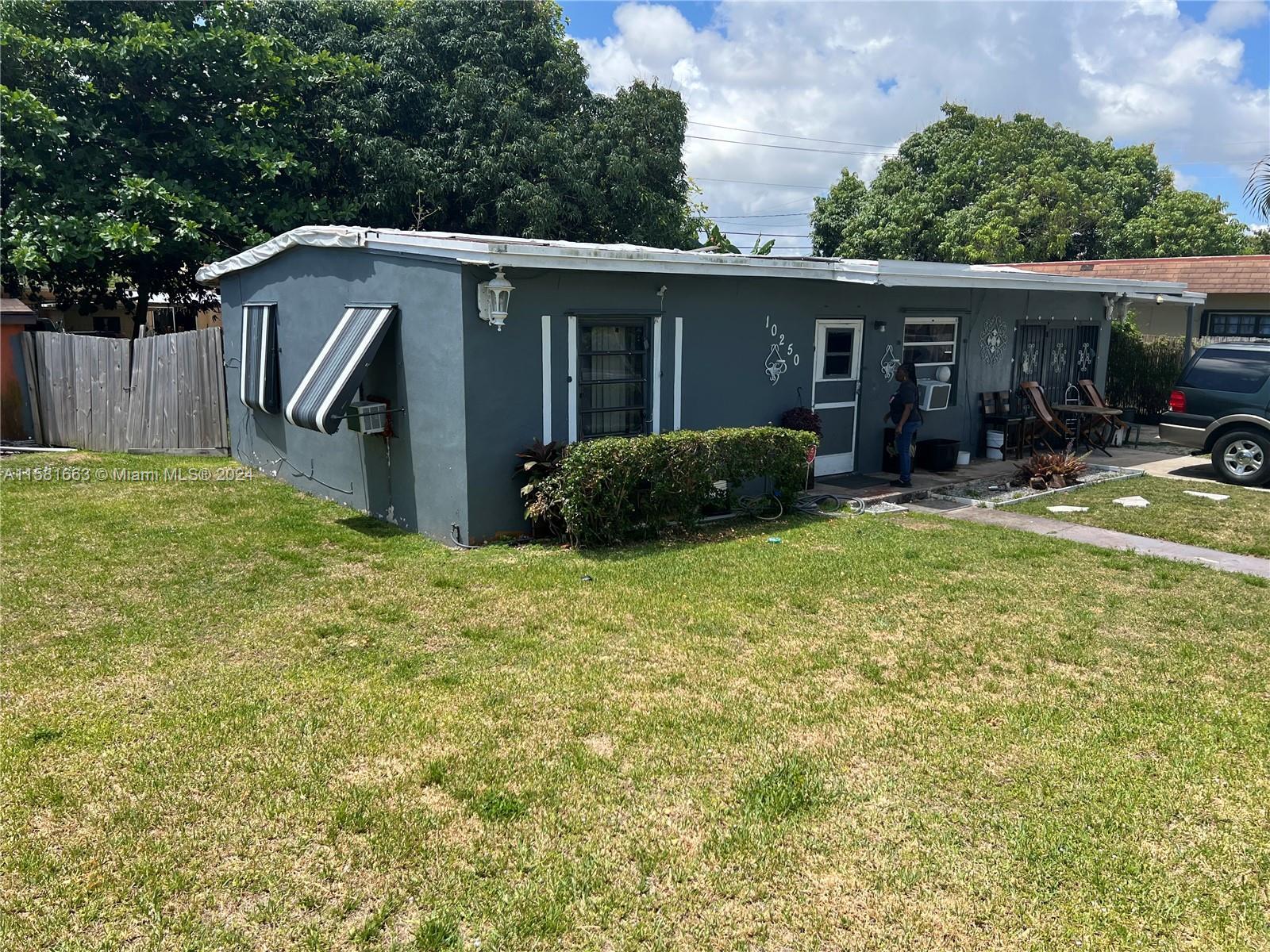 10250 SW 171st St, Miami FL 33157 photo 2