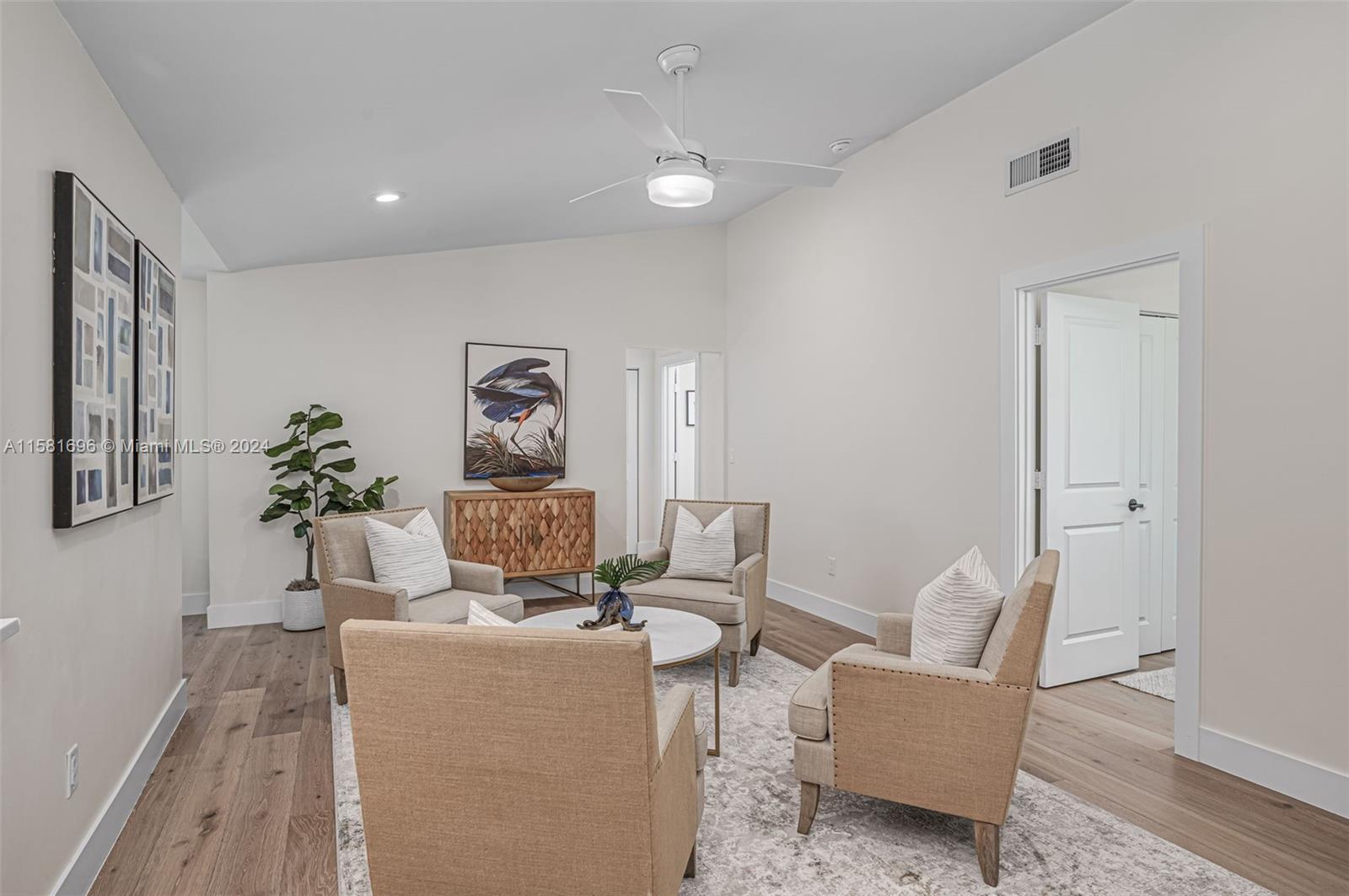 138 Buttonwood Cir, Tequesta FL 33469 photo 4