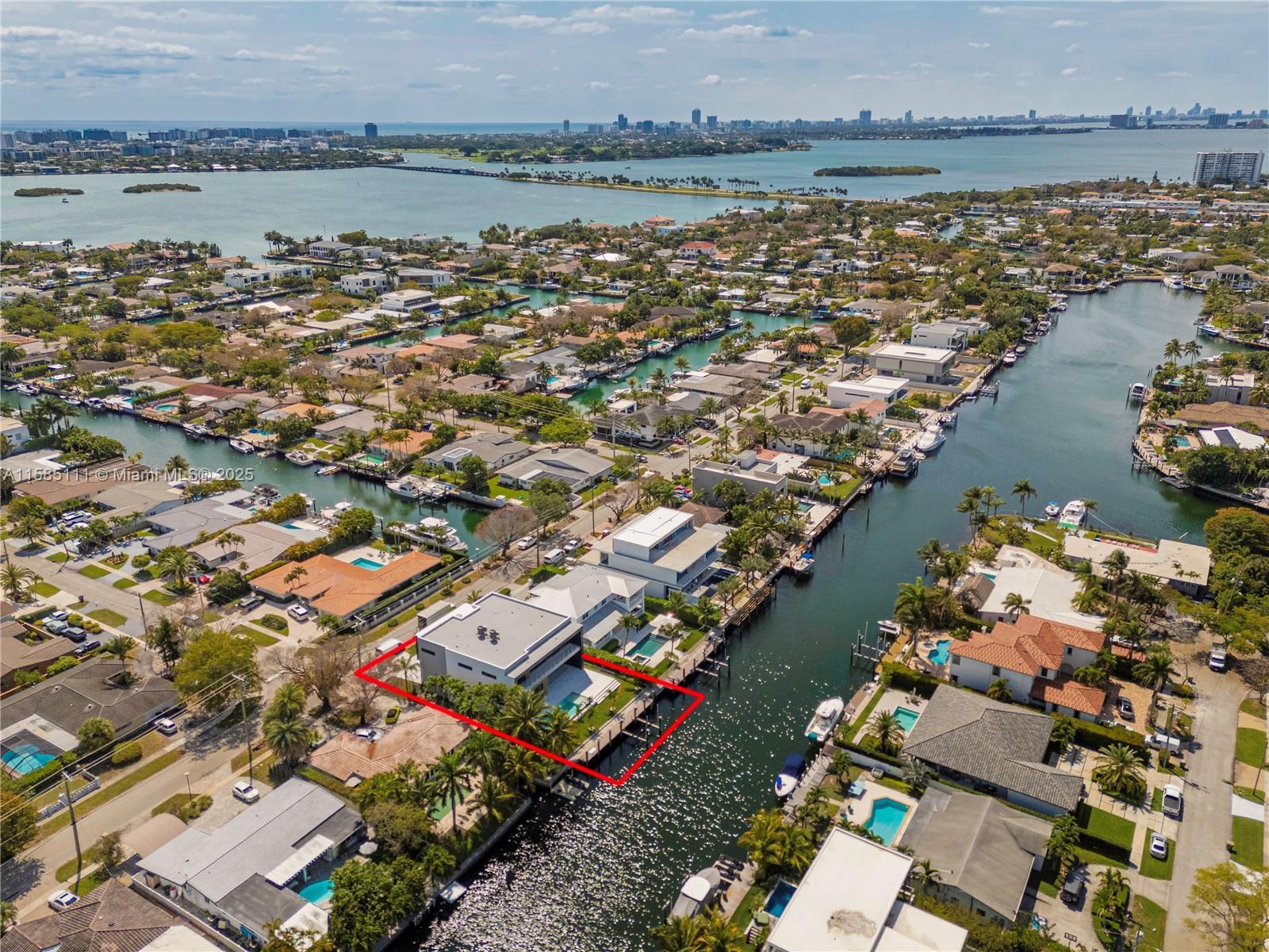 13080 N Bayshore Dr, North Miami FL 33181 photo 3