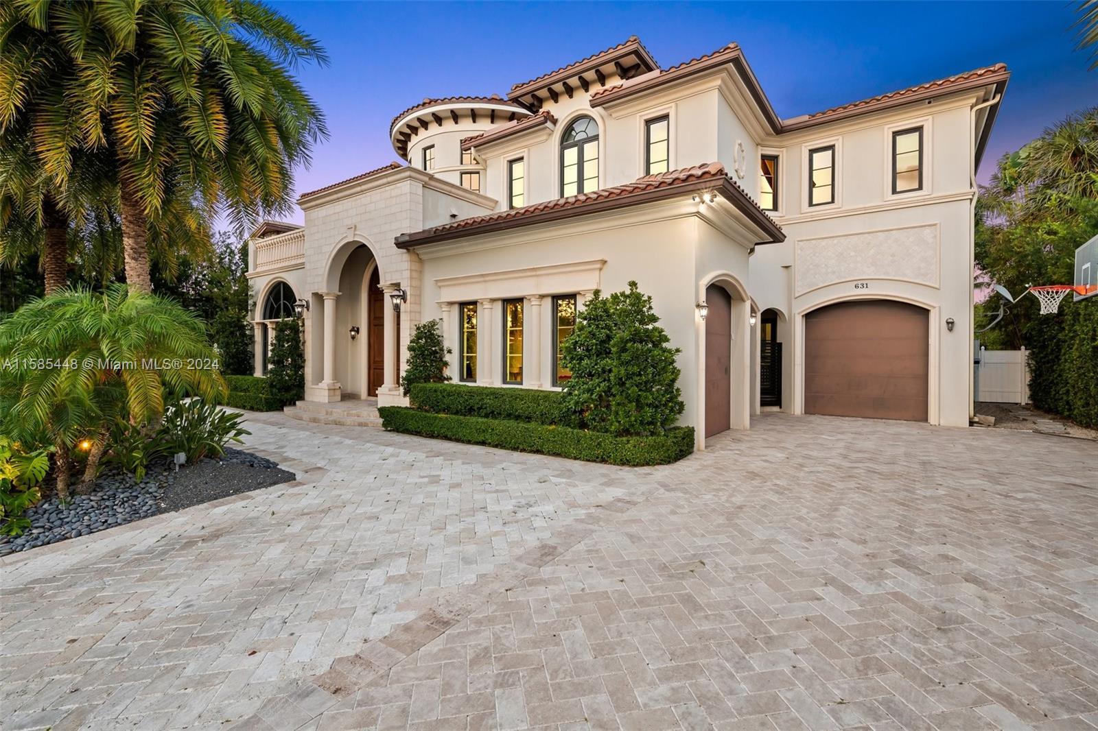 631 Hibiscus Dr, Hallandale Beach FL 33009 photo 2