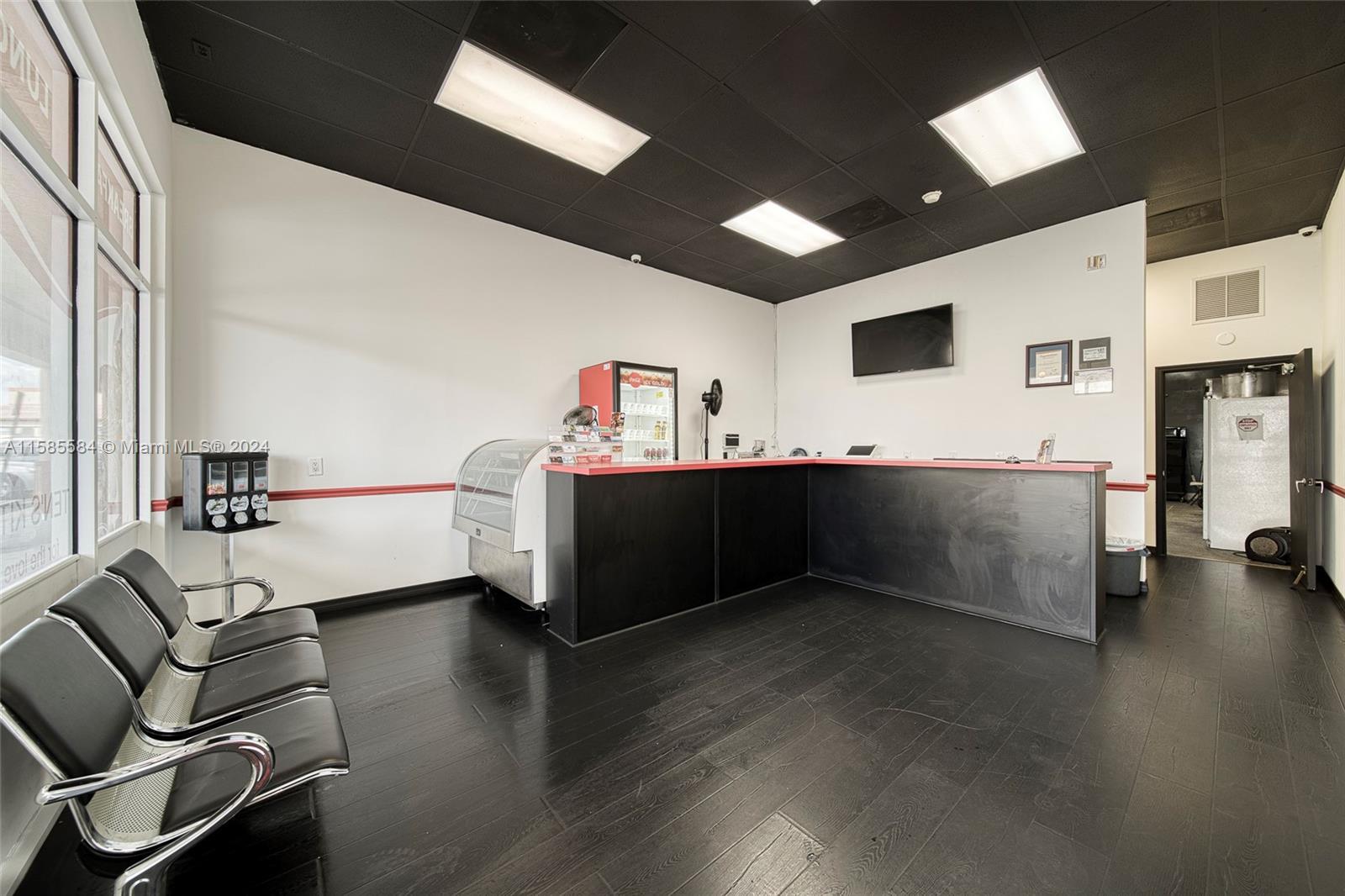Fully-Equipped Take-Out Restaurant off of the Turnpike & 186th, Cutler Bay FL 33157 photo 2