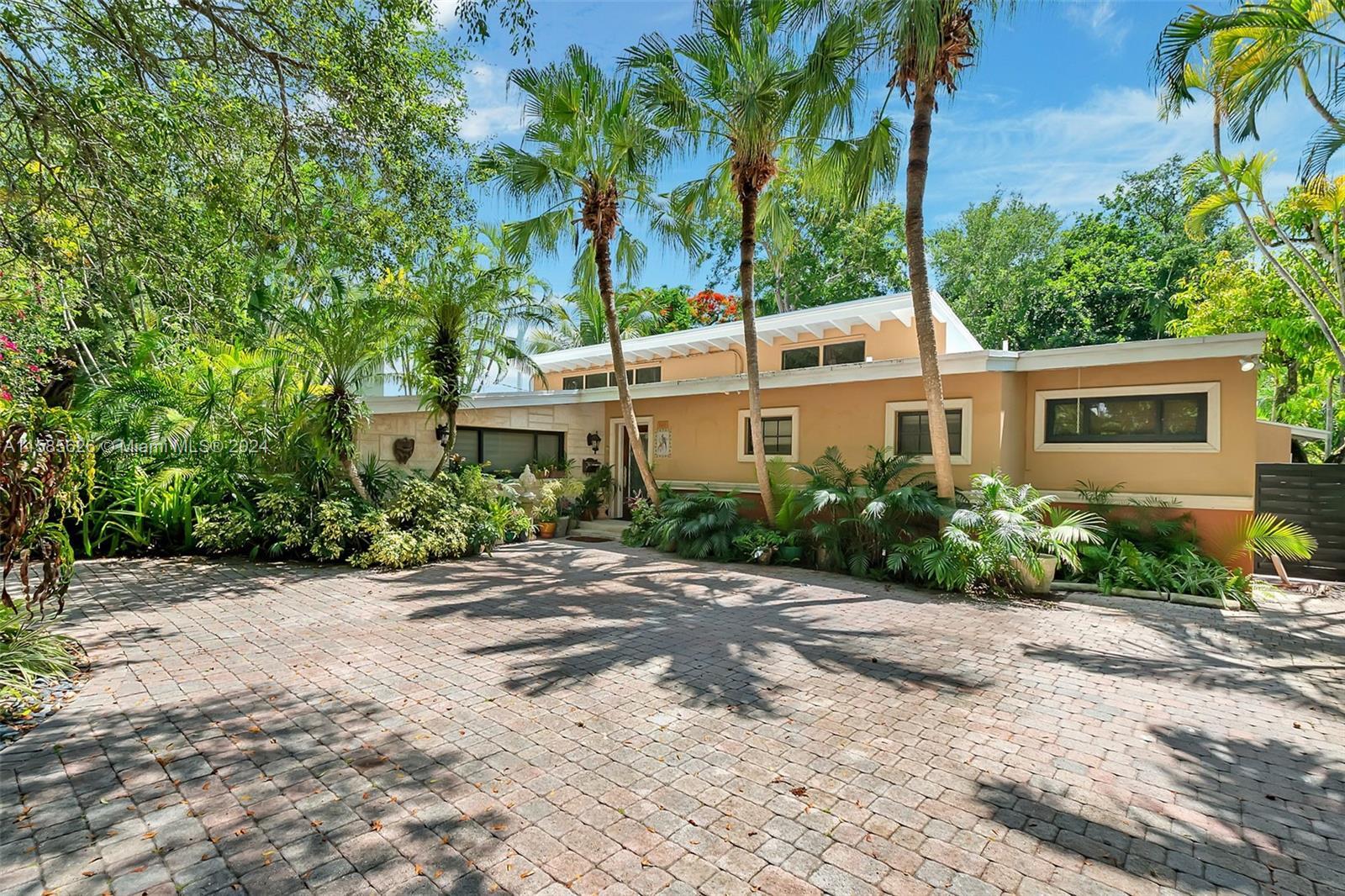 4441 S Le Jeune Rd, Coconut Grove FL 33146 photo 4