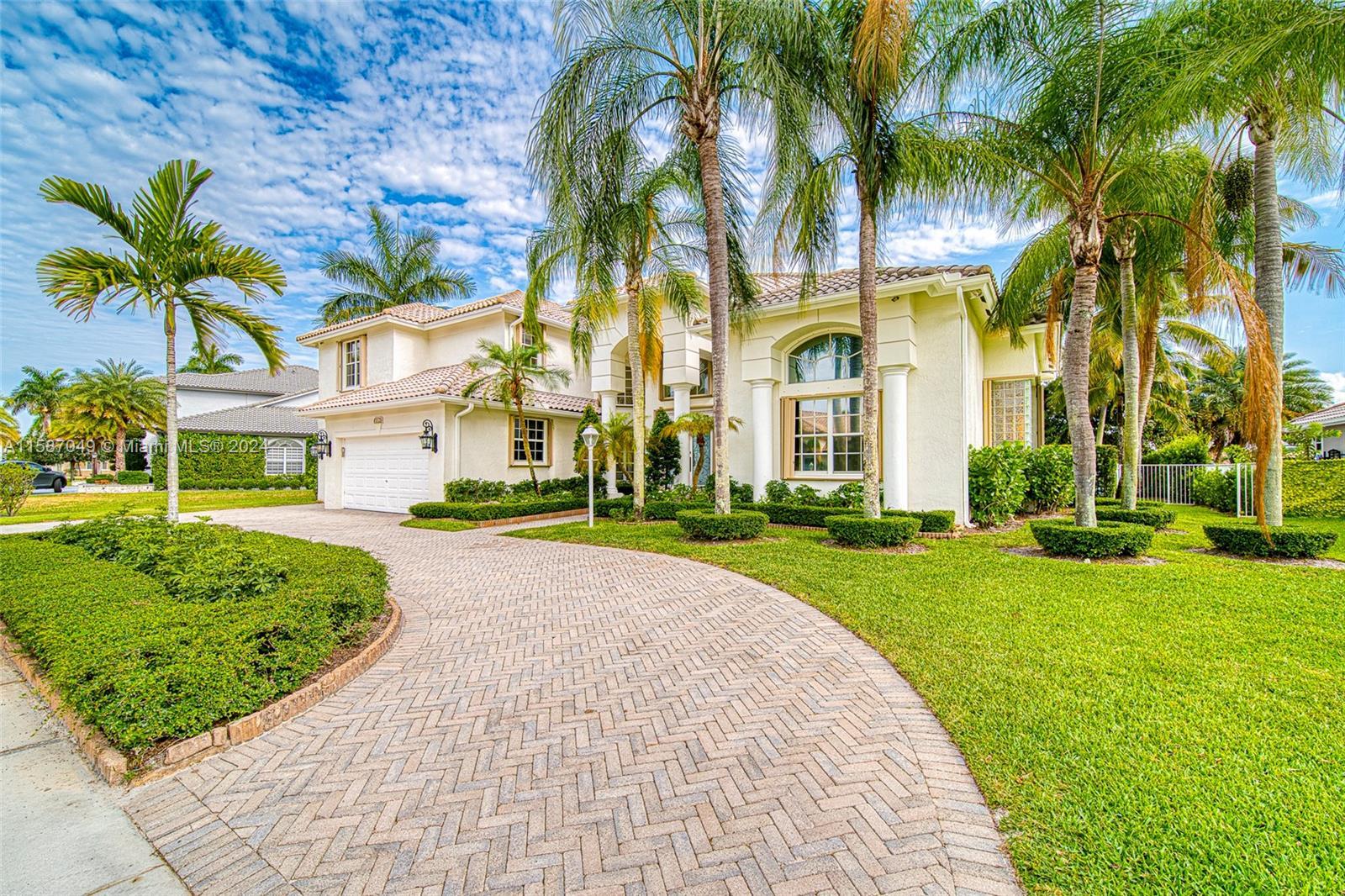 13783 NW 19th St, Pembroke Pines FL 33028 photo 3