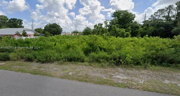 4602 Navarre Ave, Sebring FL 33872 photo 2