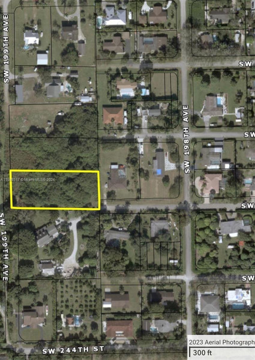 199 Ave, Homestead FL 33031