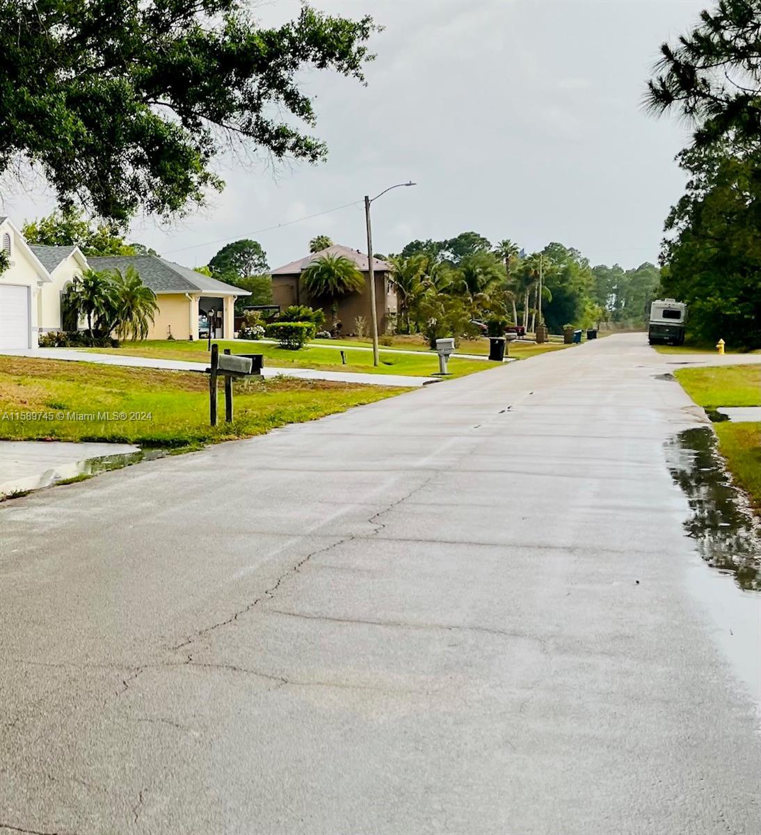 Other City - In The State Of Florida, FL 32909 photo 5