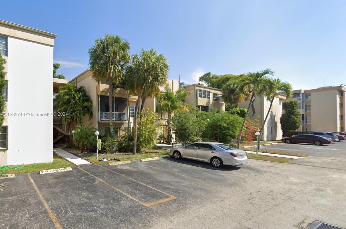 9175 SW 77th Ave # 205, Miami FL 33156