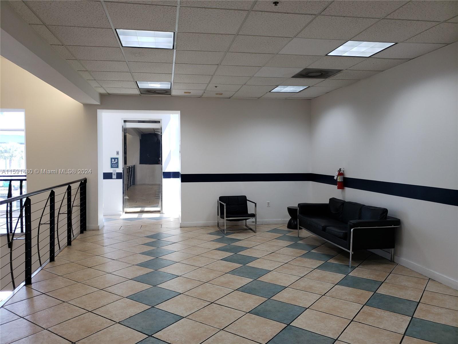7500 NW 25 ST # 242, Miami FL 33122
