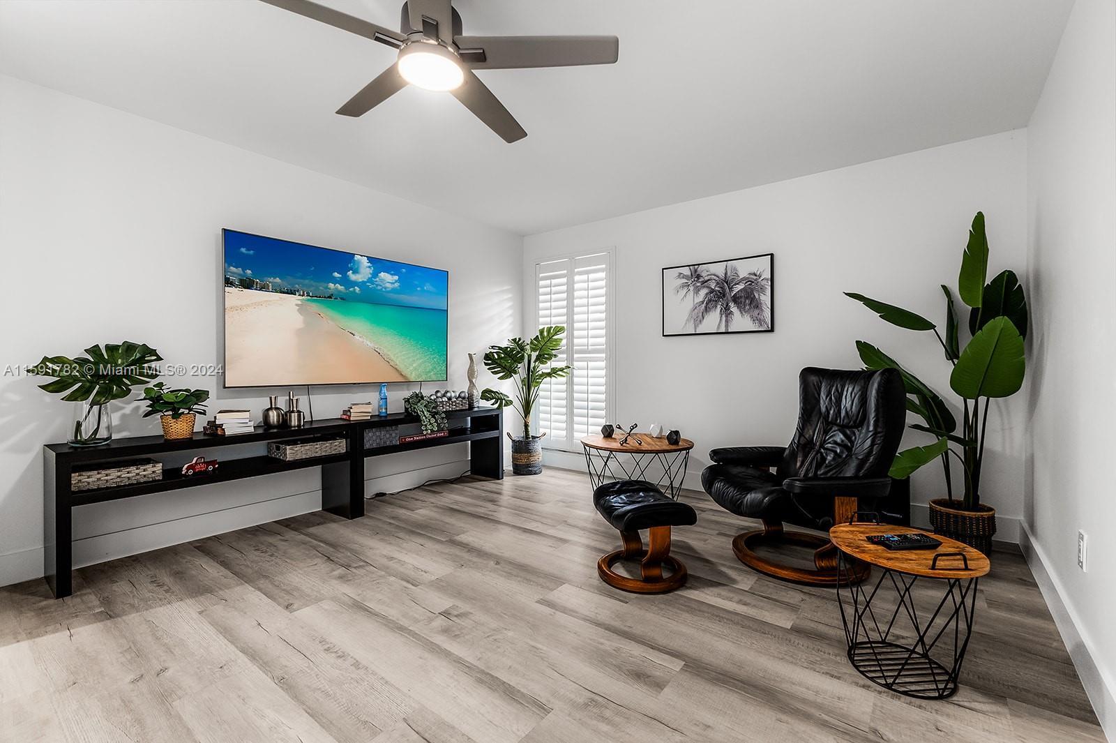 4688 Lakewood Blvd #K8 Naples, Other City - In The State Of Florida FL 34112 photo 4