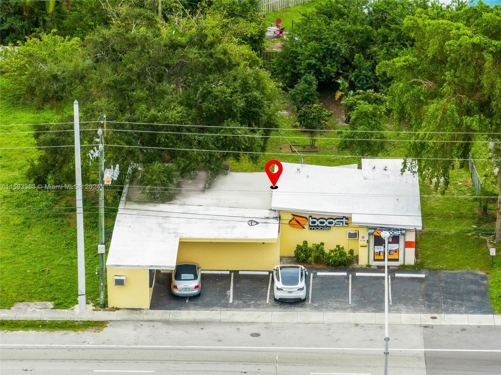 5738 W Hallandale Beach Blvd, West Park FL 33023