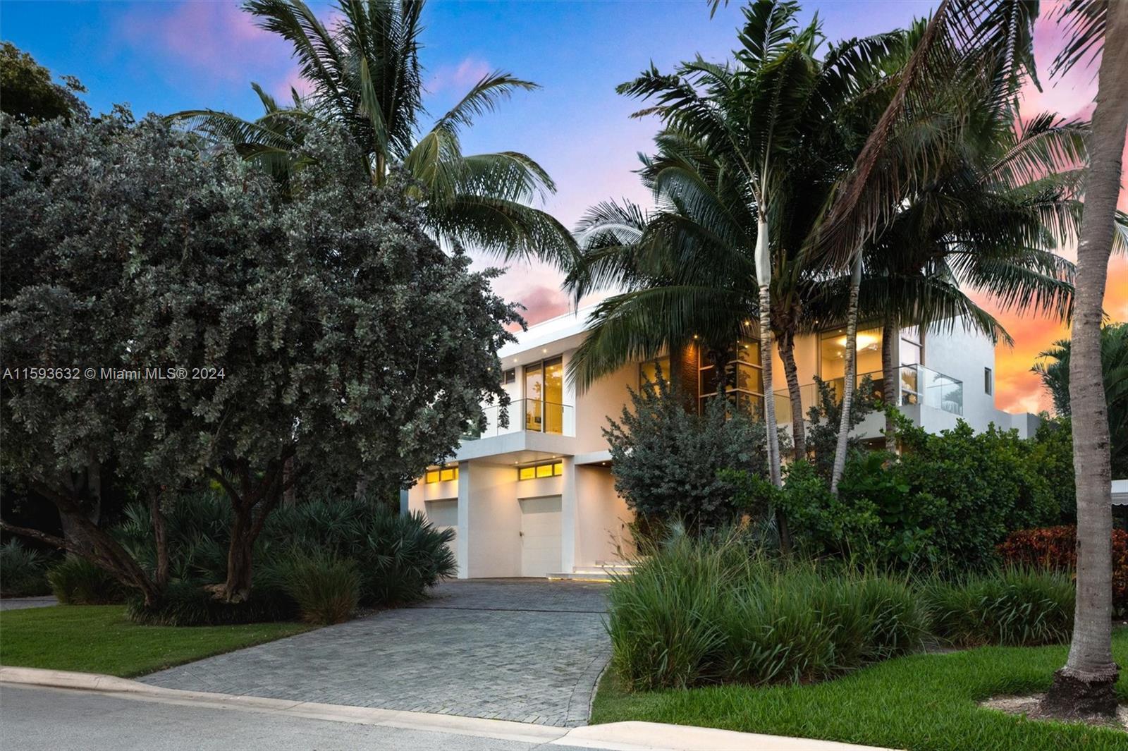 675 Golden Beach Dr, Golden Beach FL 33160 photo 3