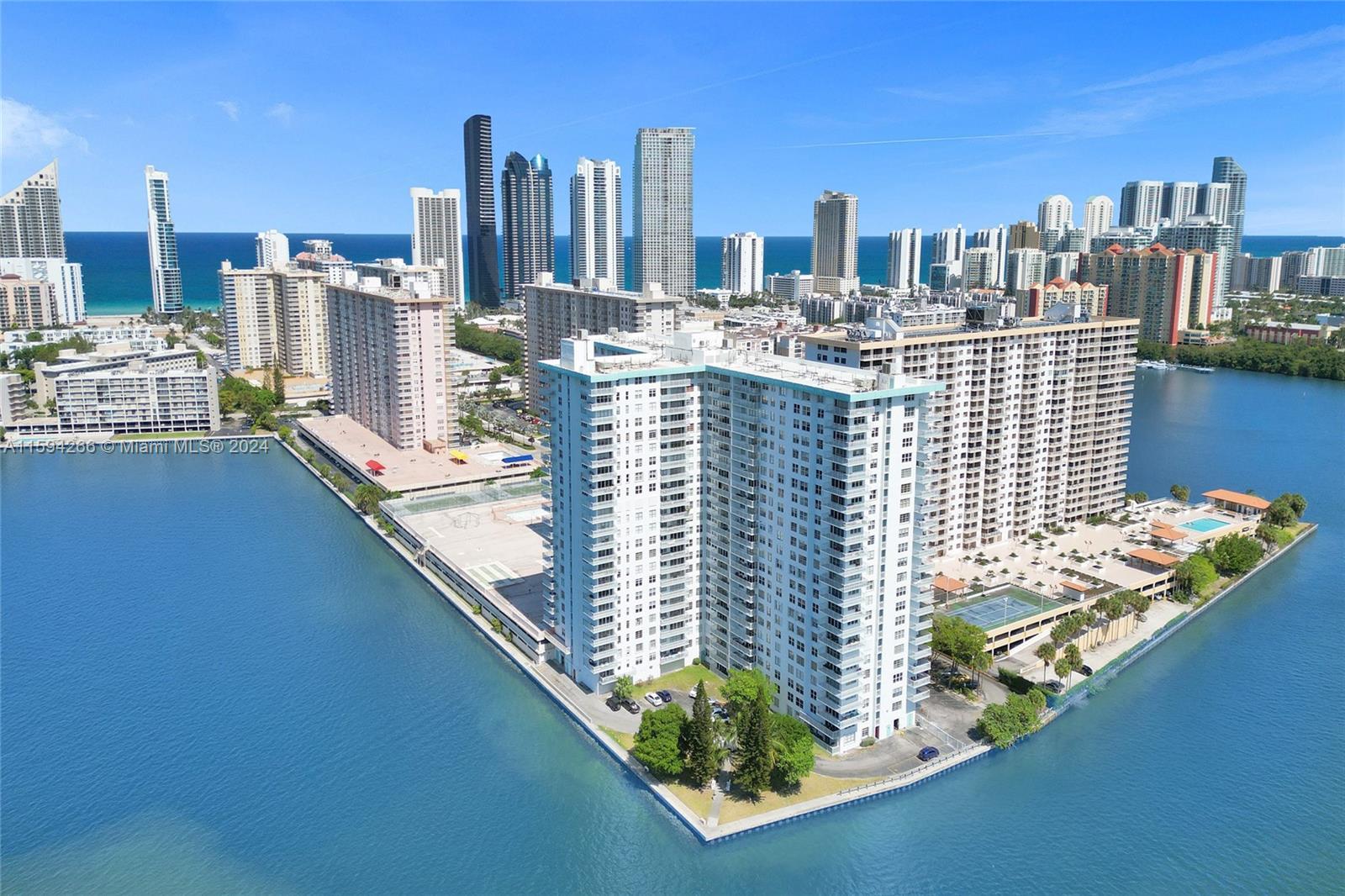 301 174th St # 1701, Sunny Isles Beach FL 33160 photo 2