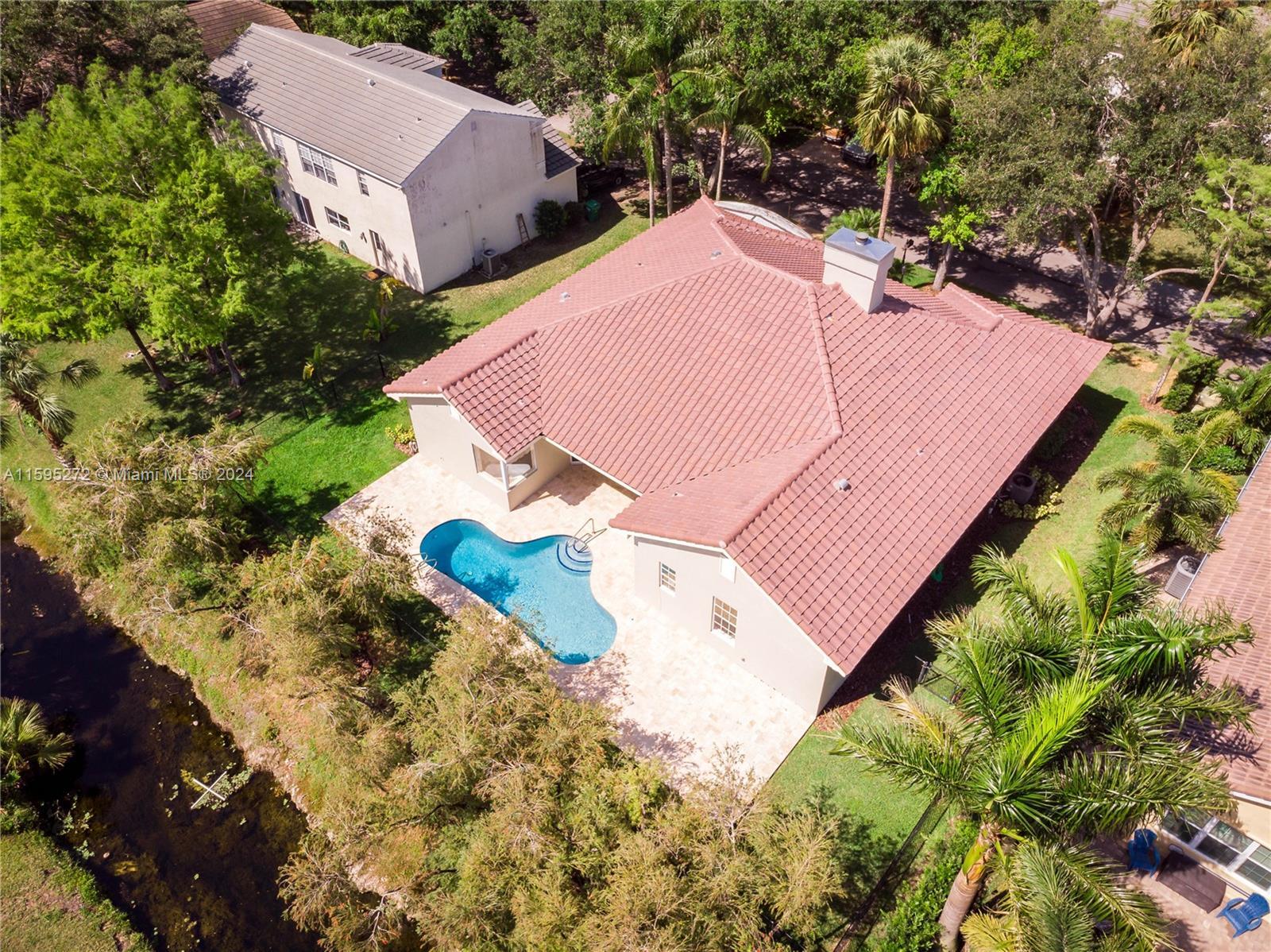 3799 Lancewood Dr, Coral Springs FL 33065 photo 4