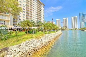 400 Kings Point Dr # 307, Sunny Isles Beach FL 33160 photo 5