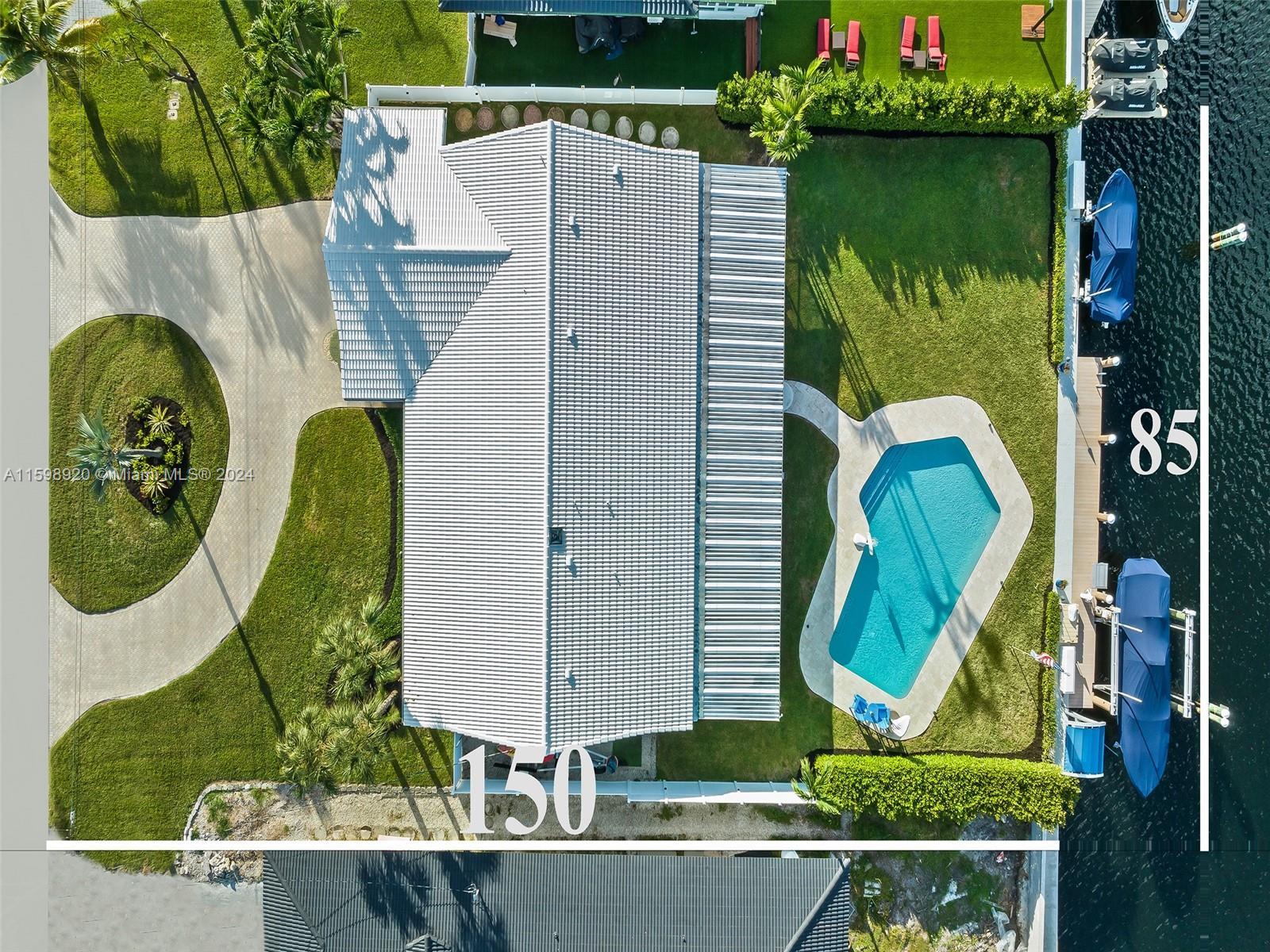 436 Tamarind Dr, Hallandale Beach FL 33009 photo 2