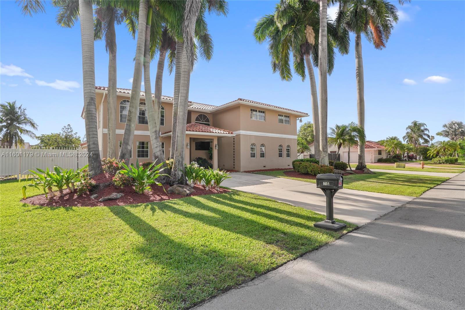 9651 SW 123rd Ave, Miami FL 33186 photo 2