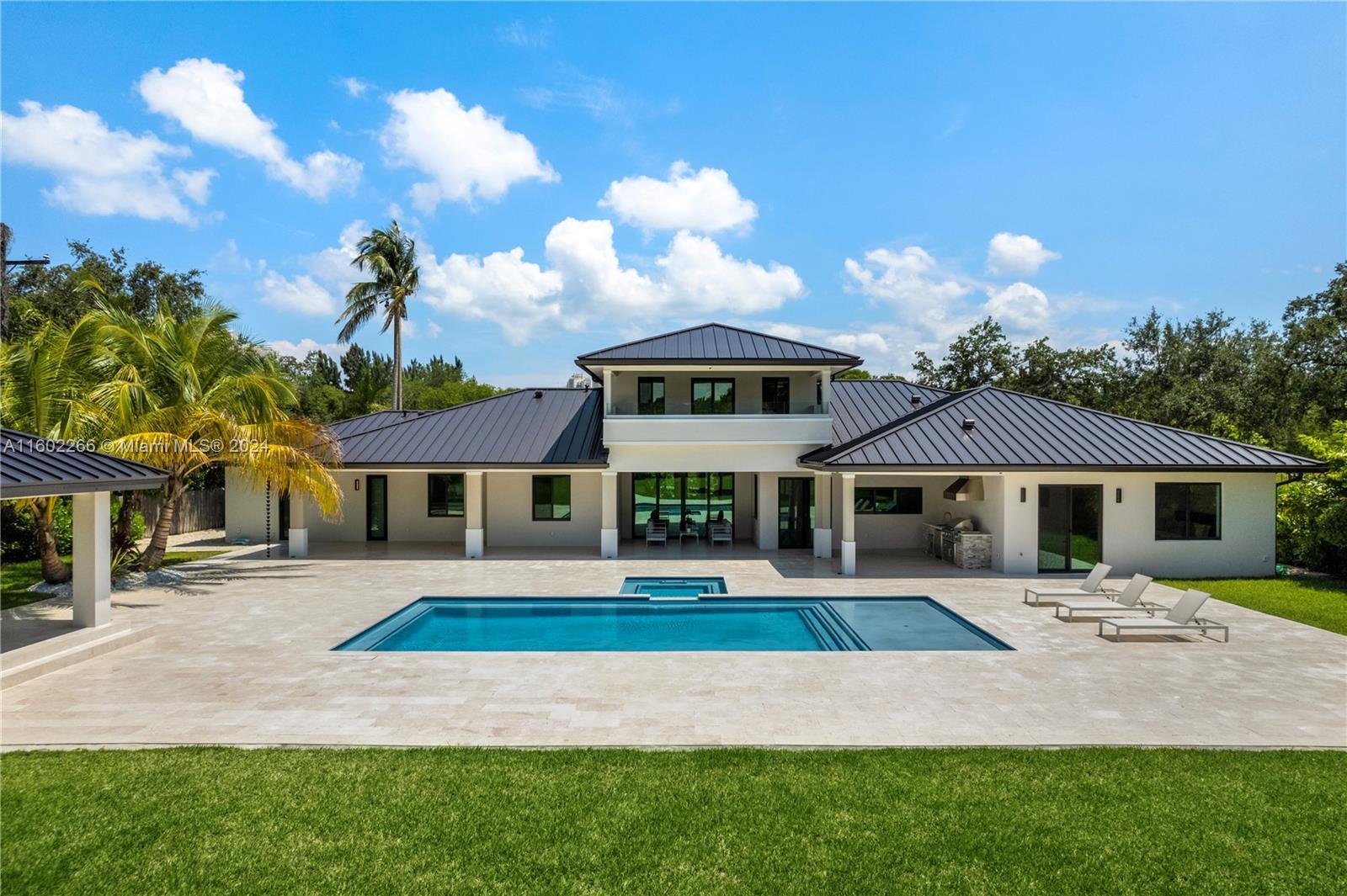 7501 SW 80th St, Miami FL 33143 photo 2