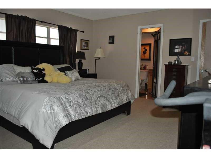 11855 NE 19th Dr # 1, North Miami FL 33181 photo 5