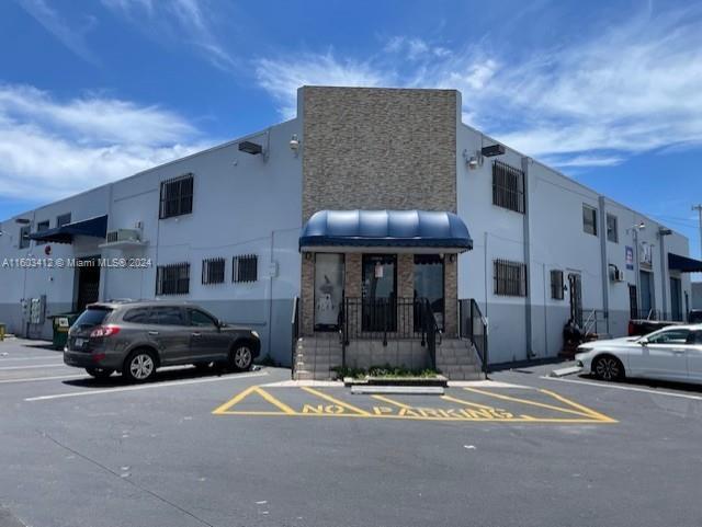 790 W 20th St, Hialeah FL 33010