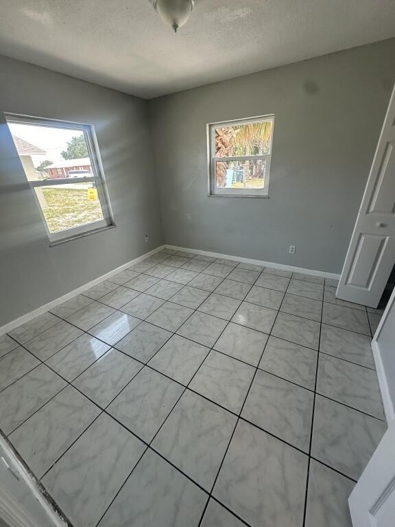1207 Avenue K, Fort Pierce FL 34950 photo 3