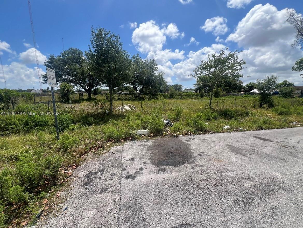 NW 42 AVE NW 204 ST, Miami Gardens FL 33055