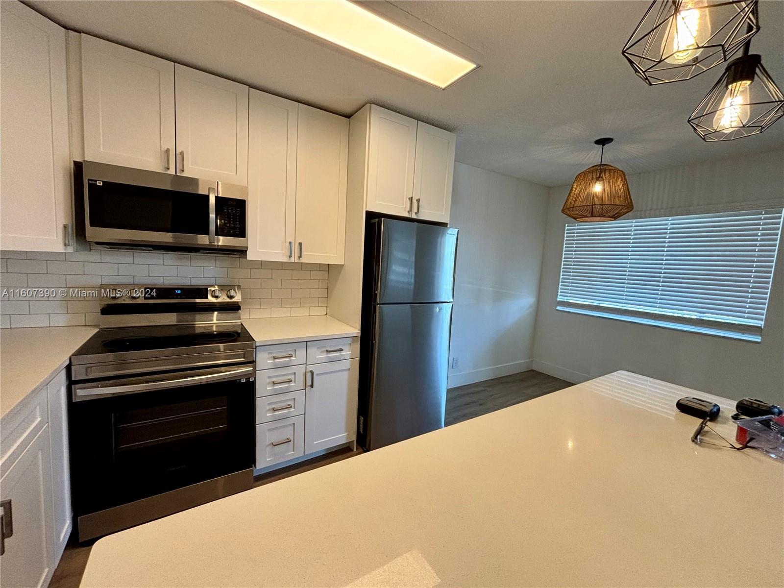 600 Village Green Ct # 318, Palm Springs FL 33461 photo 4