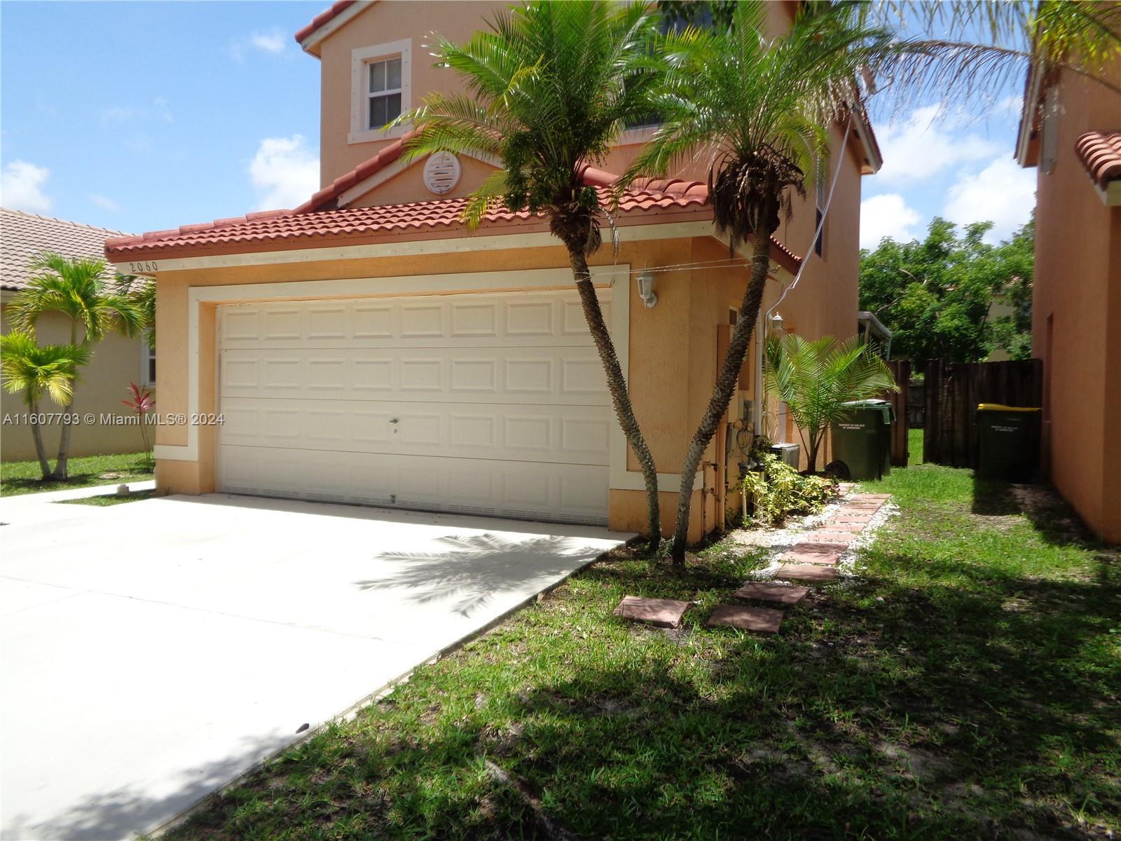 2060 SE 14th St, Homestead FL 33035 photo 2