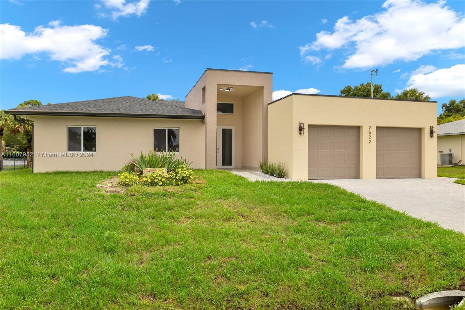 2522 Lakeview, Lehigh Acres FL 33936 photo 2