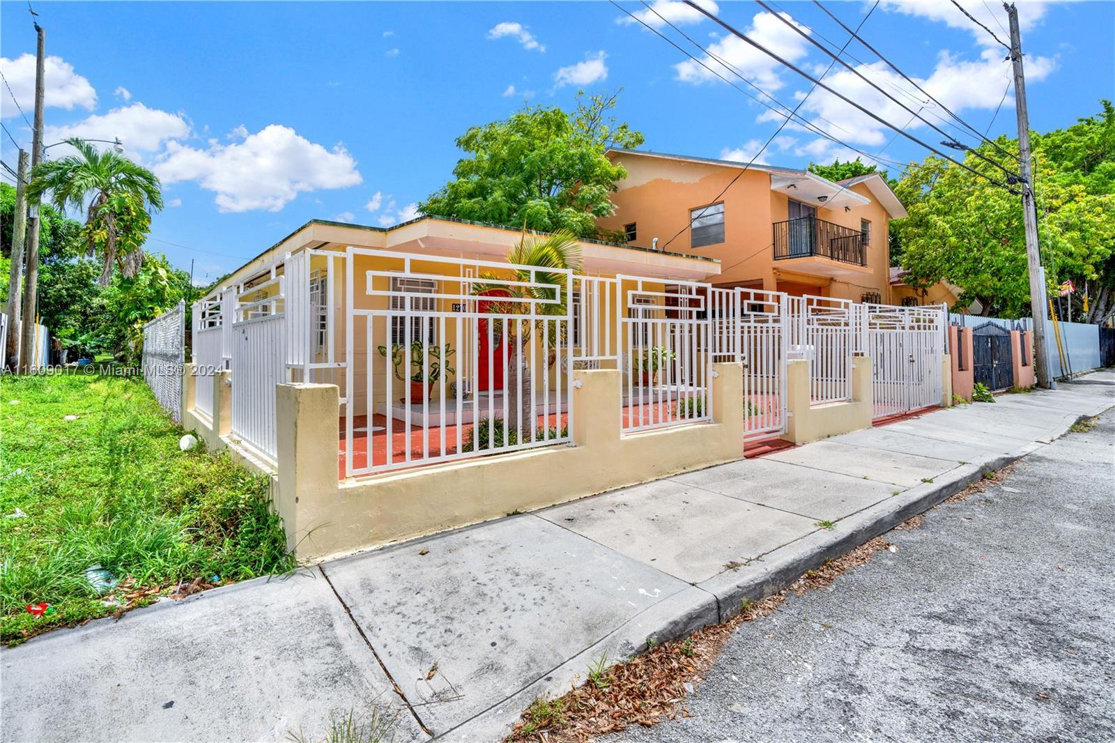1270 SW 10th St, Miami FL 33135 photo 3