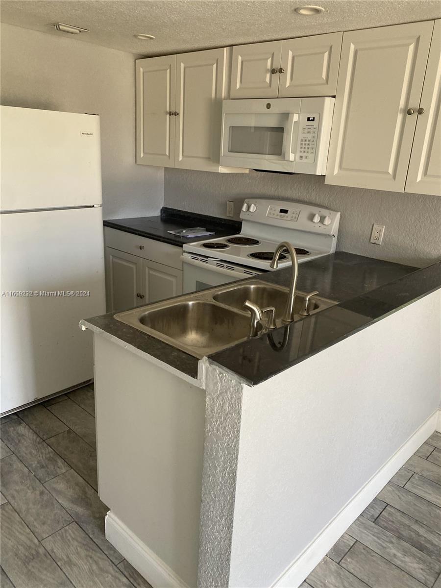 12364 Lakeshore Dr # 12364, Canal Point FL 33438 photo 3