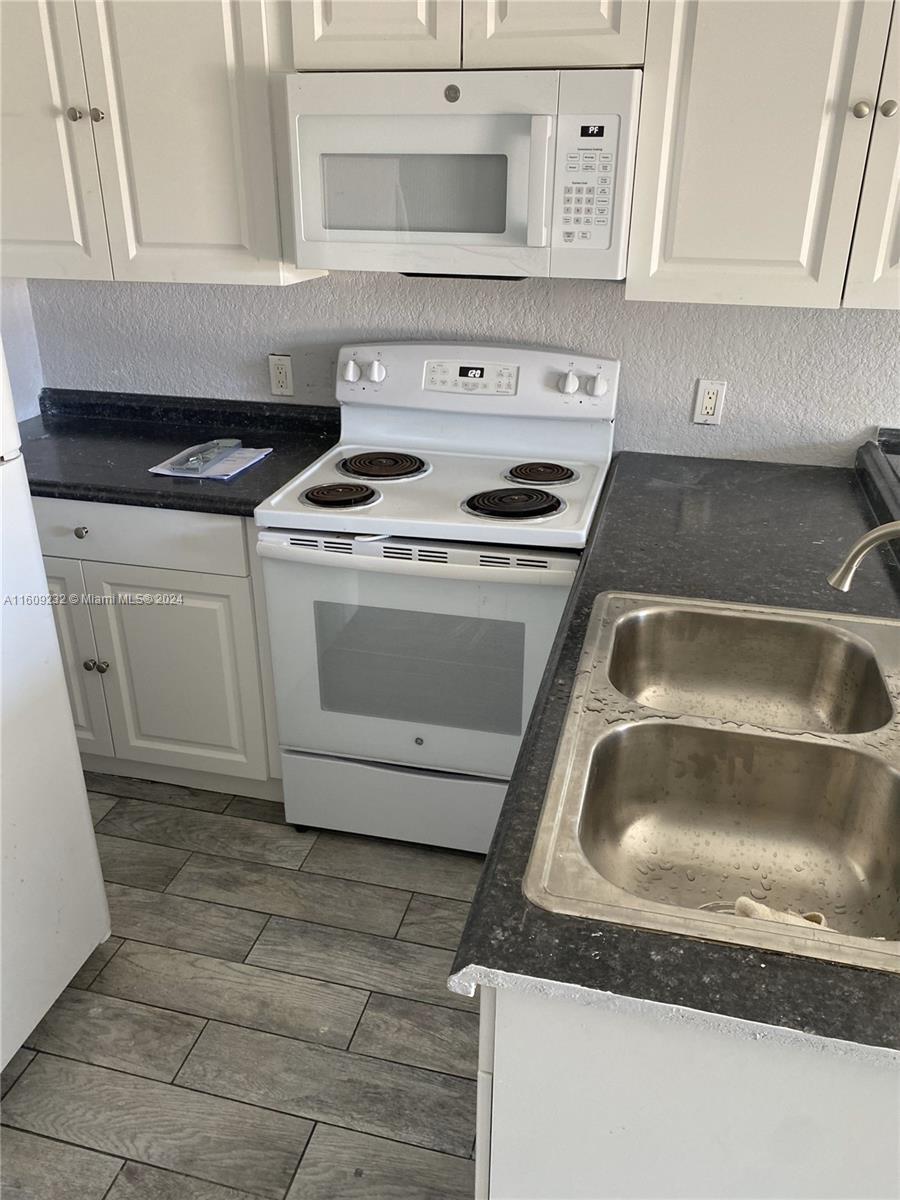 12364 Lakeshore Dr # 12364, Canal Point FL 33438 photo 4