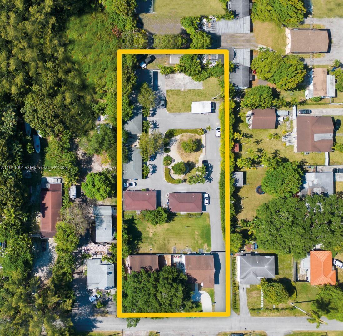 529 NW 88th St, El Portal FL 33150 photo 3
