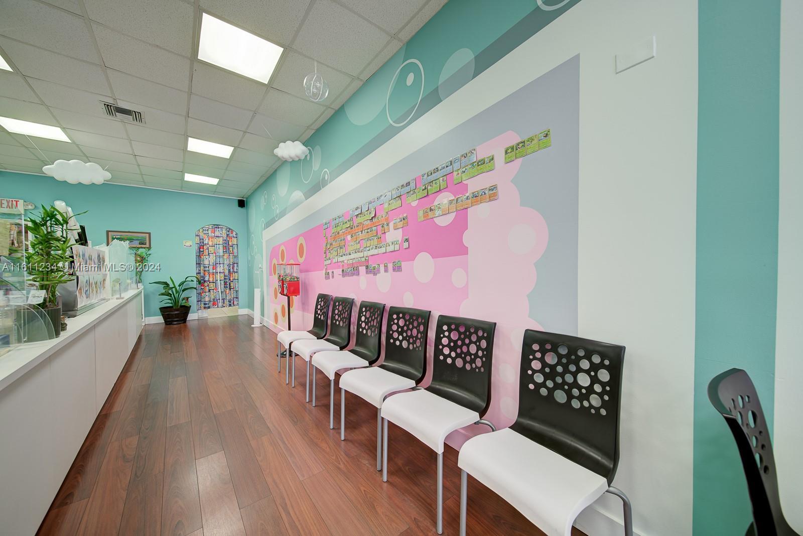 Boba Tea Cafe/ Restaurant For Sale in Pembroke Pines, Pembroke Pines FL 33024 photo 5