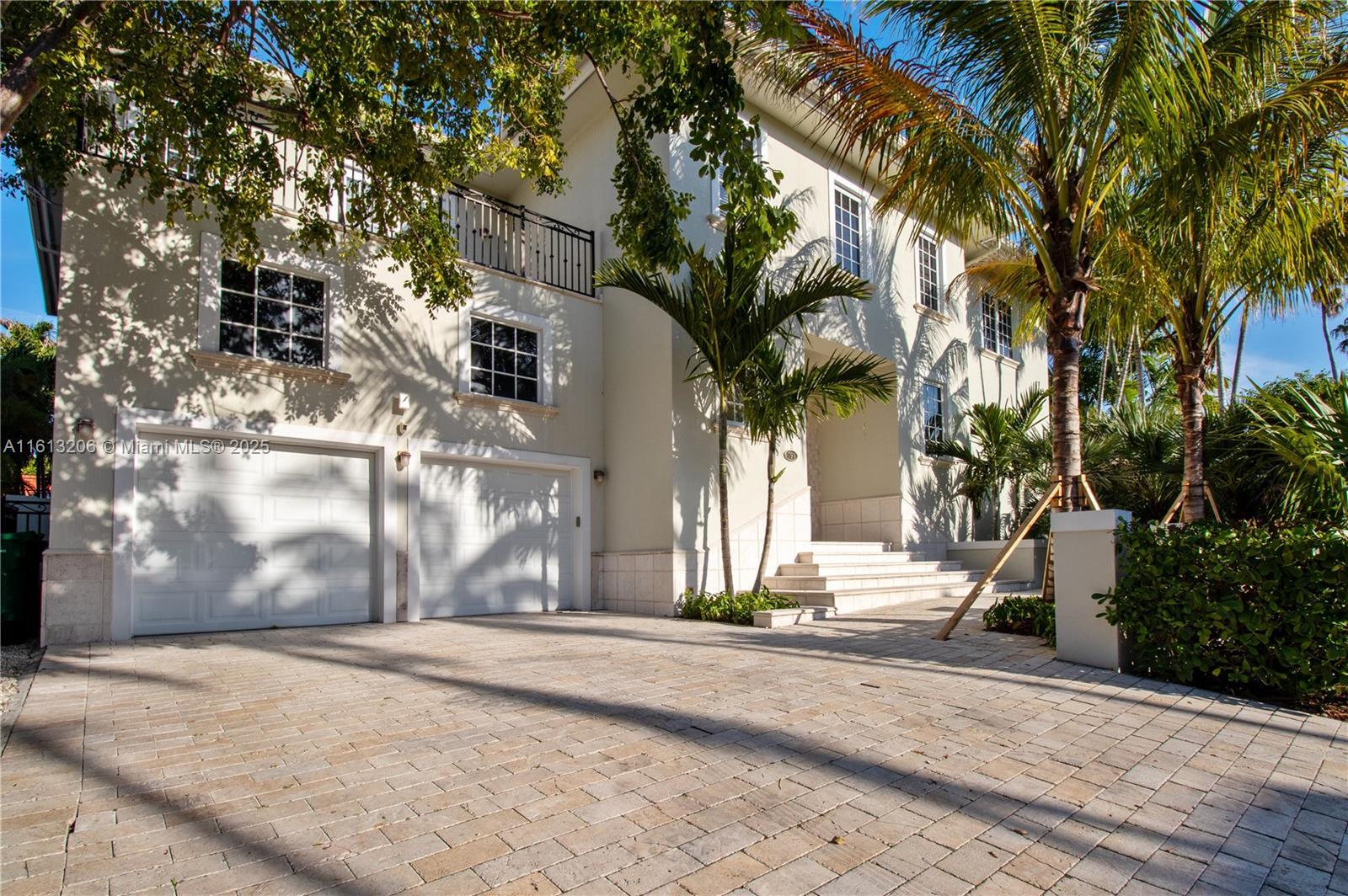797 Ridgewood Rd, Key Biscayne FL 33149 photo 2