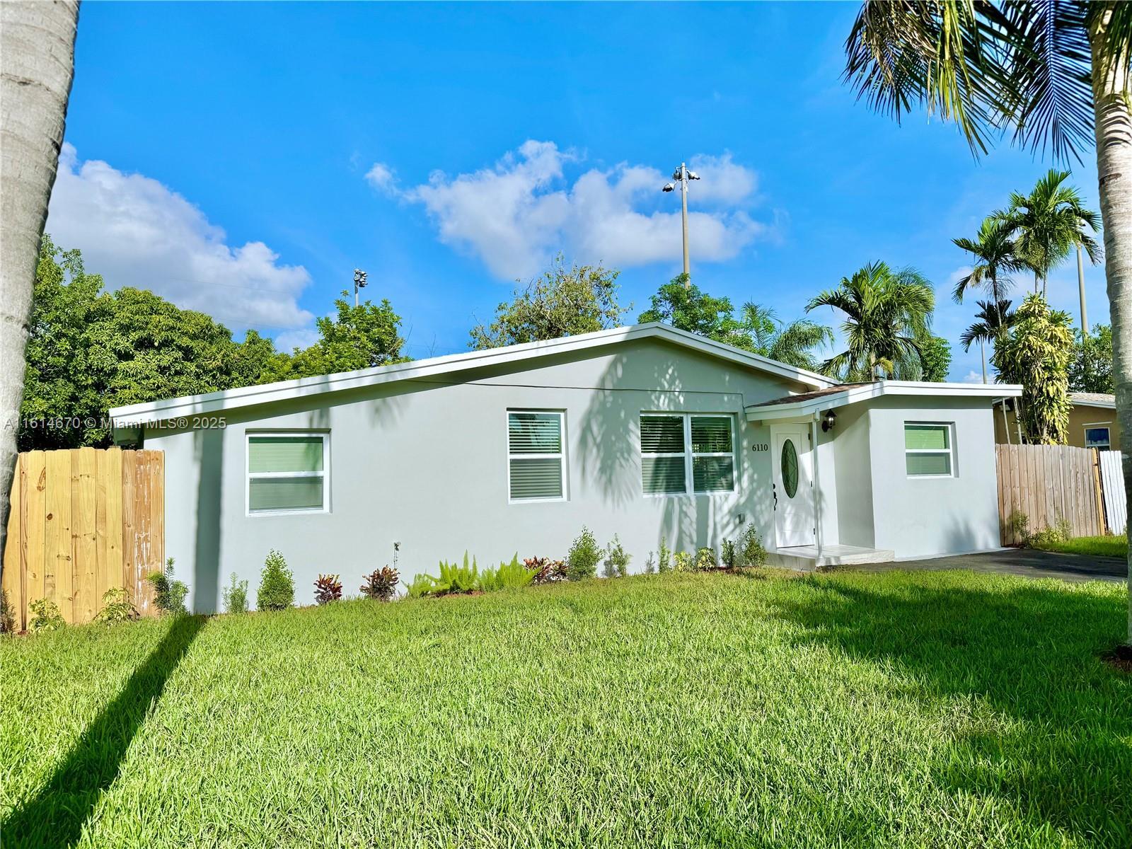 6110 NW 42nd Ave, North Lauderdale FL 33319 photo 4